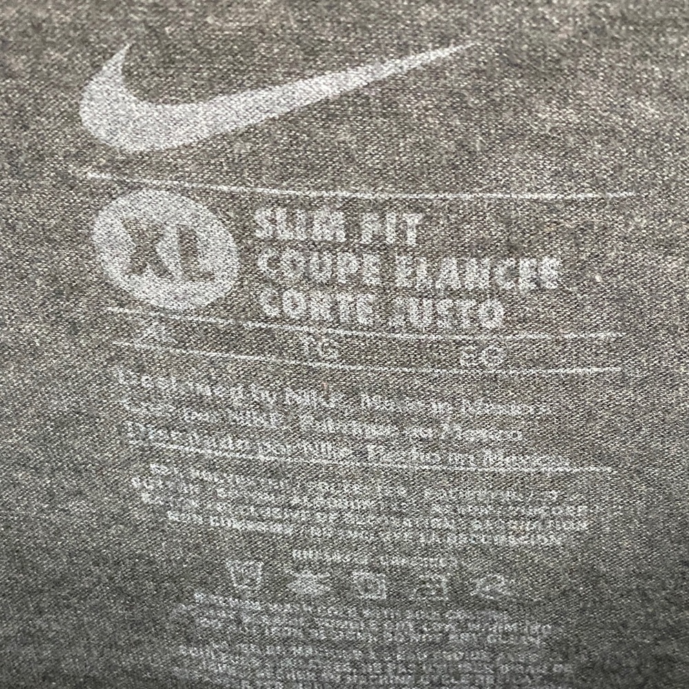 3/$20 Penn State Nike Dark Gray Logo women's Tee Size XL - Picture 3 of 6